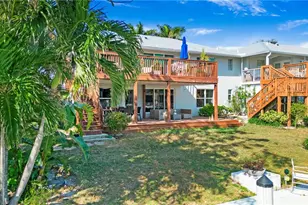 1560 Blue Point Ave, Naples, FL 34102 - Photo 8