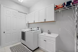 10130 Bellavista Cir, Miromar Lakes, FL 33913 - Photo 6