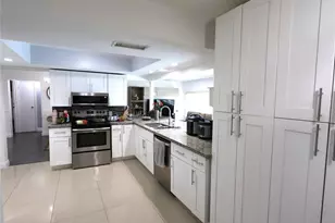 9170 24 Pl, Sunrise, FL 33322 - Photo 20