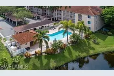 9901 Sunset Cove Ln #226, Fort Myers, FL 33919 - Photo 2