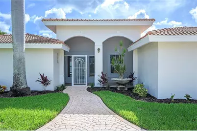 13 Bayview Blvd, Fort Myers Beach, FL 33931 - Photo 2