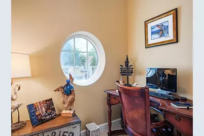 2325 Mont Claire Dr #201, Naples, FL 34109 - Photo 8