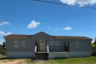 1151 Lake Dr, Okeechobee, FL 34974 - Photo 1