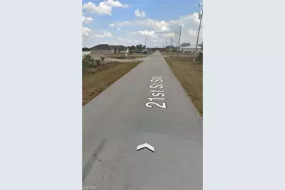 2804 21st St SW, Lehigh Acres, FL 33976 - Photo 2