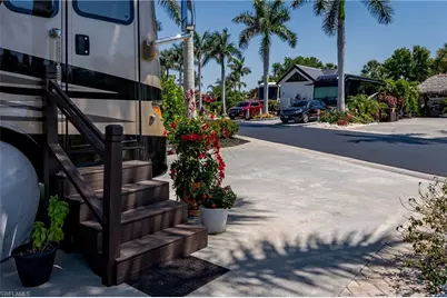 13572 Snook Cir, Naples, FL 34114 - Photo 30