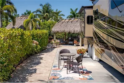 13572 Snook Cir, Naples, FL 34114 - Photo 16