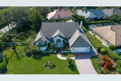 720 Turkey Oak Ln, Naples, FL 34108 - Photo 2