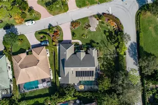 720 Turkey Oak Ln, Naples, FL 34108 - Photo 8