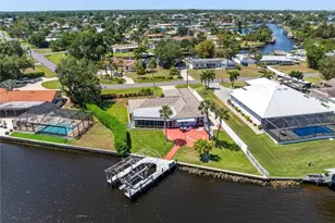 13794 River Forest Dr, Fort Myers, FL 33905 - Photo 2