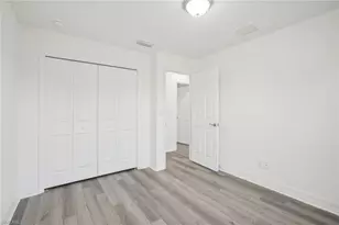 1213 NW 13th Ave, Cape Coral, FL 33993 - Photo 6