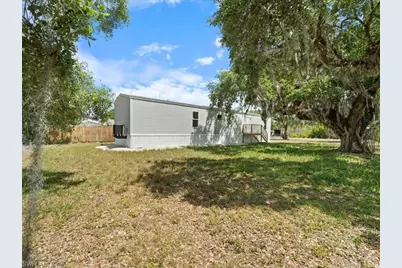 1038 Canopy Ln, Moore Haven, FL 33471 - Photo 1