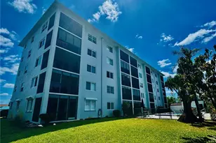 190 Pebble Beach Blvd, Naples, FL 34113 - Photo 4