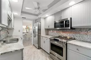 3430 Gulf Shore Blvd N, Naples, FL 34103 - Photo 36