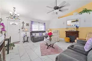 1902 NW 2nd Pl, Cape Coral, FL 33993 - Photo 10