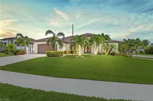 2728 Beach Pkwy W, Cape Coral, FL 33914 - Photo 2