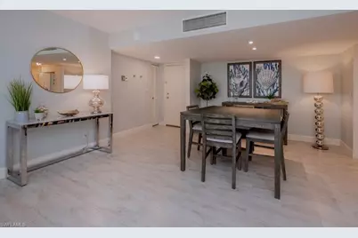 4001 Gulf Shore Blvd N #302, Naples, FL 34103 - Photo 8