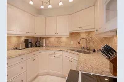 4001 Gulf Shore Blvd N #302, Naples, FL 34103 - Photo 10