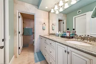 4401 Gulf Shore Blvd N, Naples, FL 34103 - Photo 18