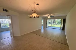 661 Squire Cir, Naples, FL 34104 - Photo 6