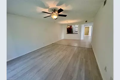 661 Squire Cir #101, Naples, FL 34104 - Photo 8