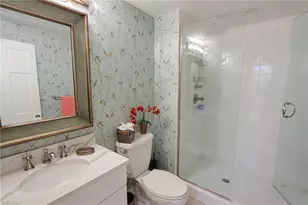 60 Seagate Dr, Naples, FL 34103 - Photo 22