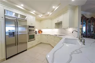 60 Seagate Dr, Naples, FL 34103 - Photo 8