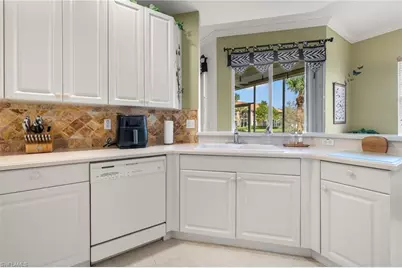 5110 W Hyde Park Ct #102, Fort Myers, FL 33912 - Photo 8