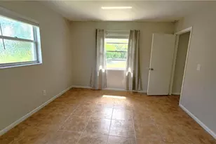 4615 SE 4th Pl, Cape Coral, FL 33904 - Photo 14