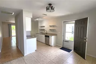 4615 SE 4th Pl, Cape Coral, FL 33904 - Photo 4