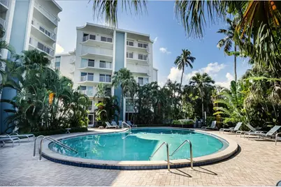 1300 Gulf Shore Blvd N #205, Naples, FL 34102 - Photo 16