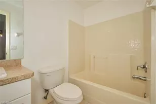 3825/3827 Hollycrest St, Fort Myers, FL 33905 - Photo 6