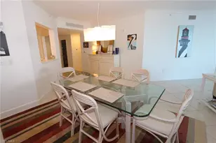 60 Seagate Dr, Naples, FL 34103 - Photo 14