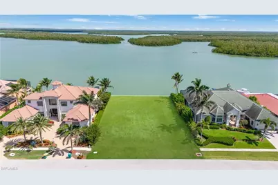 153 Stillwater Ct, Marco Island, FL 34145 - Photo 4