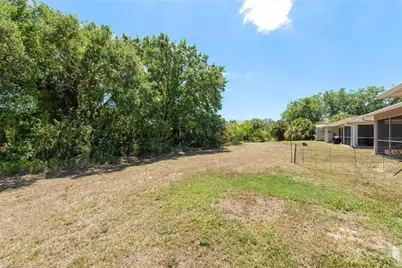 2011 Granada Rd, Labelle, FL 33935 - Photo 4