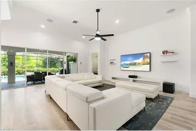 12371 Villagio Way, Fort Myers, FL 33912 - Photo 6