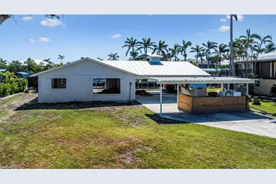 2560 Baybreeze St, Saint James City, FL 33956 - Photo 14