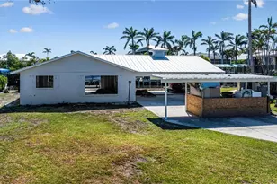 2560 Baybreeze St, Saint James City, FL 33956 - Photo 14