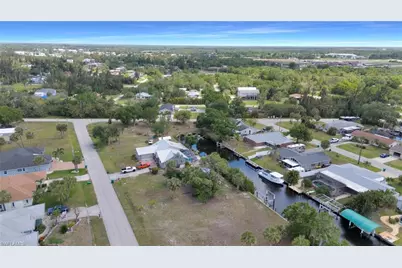 3124 Caribbean Dr, Punta Gorda, FL 33950 - Photo 10