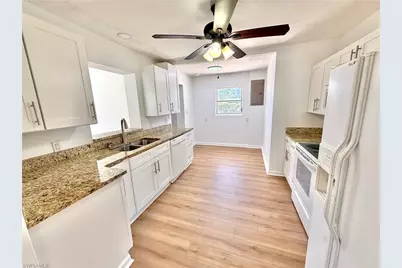 61 Glenmont Dr W, North Fort Myers, FL 33917 - Photo 24