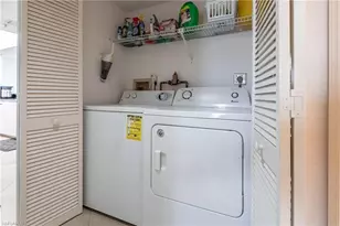 40 Seagate Dr, Naples, FL 34103 - Photo 34