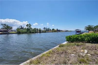 4208 NW 27th St, Cape Coral, FL 33993 - Photo 14