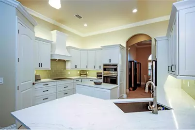 16025 Waterleaf Ln, Fort Myers, FL 33908 - Photo 8