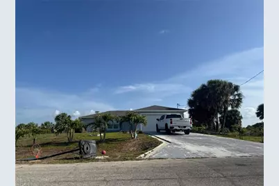 1046 Saturn Ct, Labelle, FL 33945 - Photo 1