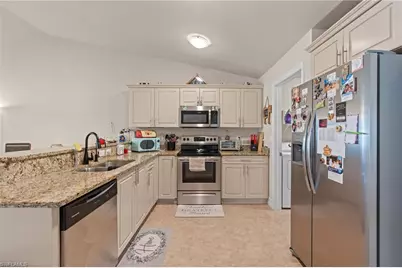 1631 SW 34th St, Cape Coral, FL 33914 - Photo 20