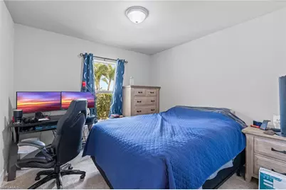 1631 SW 34th St, Cape Coral, FL 33914 - Photo 12