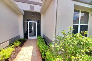 1211 Chelmsford Ct, Naples, FL 34104 - Photo 2