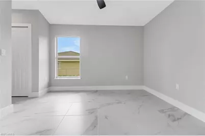 912-914 Ainsworth St W, Lehigh Acres, FL 33974 - Photo 12