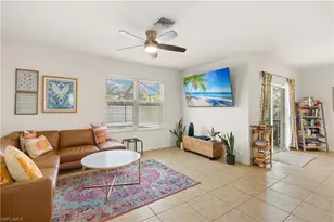 618 SW 18th St, Cape Coral, FL 33991 - Photo 4