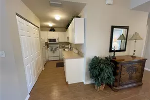 519 Roma Ct, Naples, FL 34110 - Photo 8