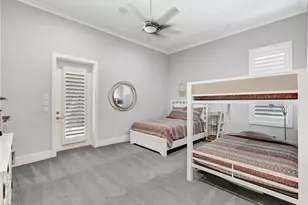 555 Mooring Line Dr, Naples, FL 34102 - Photo 24